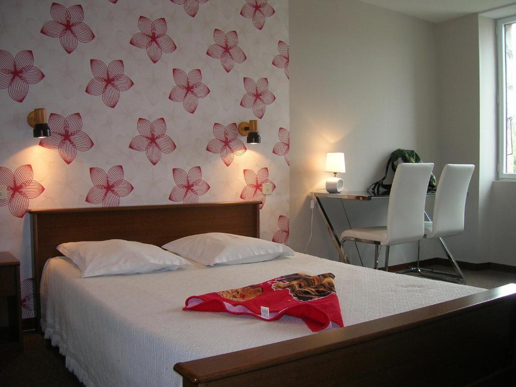 Le Relais De Ceilhes Hotel Стая снимка